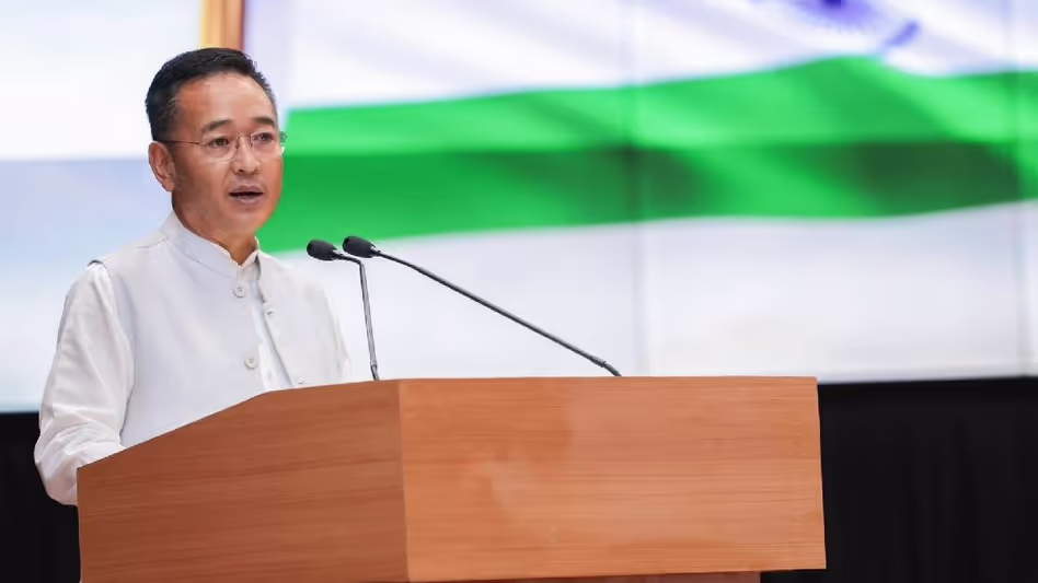 Sikkim के मुख्यमंत्री ने स्वतंत्रता दिवस के संबोधन में एकता, लचीलापन और प्रगति का आह्वान किया Sikkim के मुख्यमंत्री ने स्वतंत्रता दिवस के संबोधन में एकता, लचीलापन और प्रगति का आह्वान किया