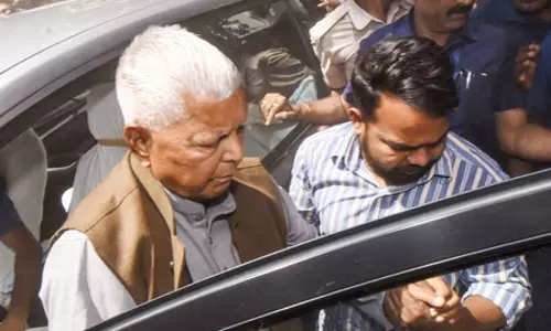 बिहार चुनाव से पहले सक्रिय हुए लालू यादव, आरा से शुरुआत, भाजपा ने उठाए सवाल बिहार चुनाव से पहले सक्रिय हुए लालू यादव, आरा से शुरुआत, भाजपा ने उठाए सवाल
