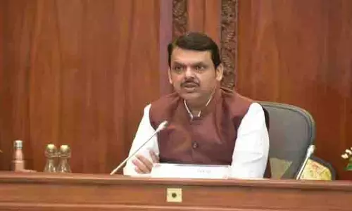 Fadnavis ने महायुति सरकार की आलोचना की, बीएमसी में फेरबदल के संकेत दिए