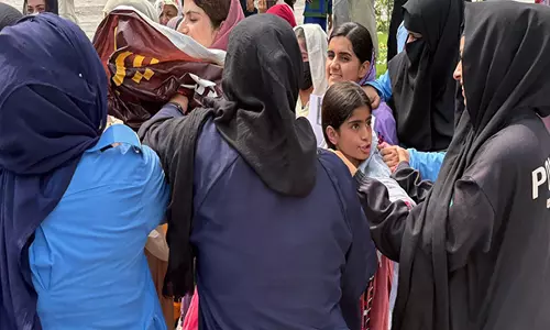 Pakistan: पुलिस की कार्रवाई के बीच इस्लामाबाद में लापता बलूच लोगों के परिवारों का धरना जारी