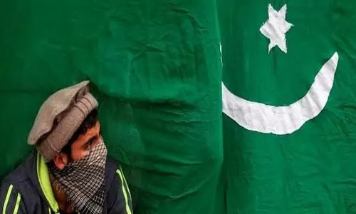 Faisalabad में अहमदिया प्रार्थना स्थलों पर हमले के लिए 300 लोगों पर आतंकवाद के आरोप में मामला दर्ज