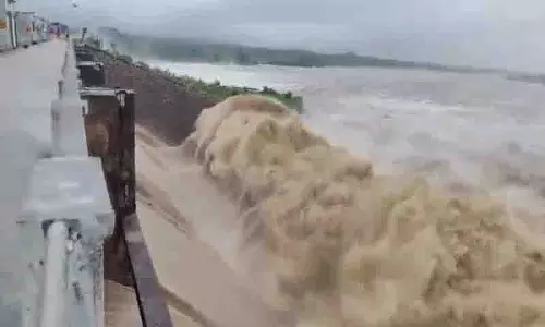 Kadem Project में बाढ़ आई.. 17 गेट खोले गए और नीचे की ओर पानी छोड़ा गया