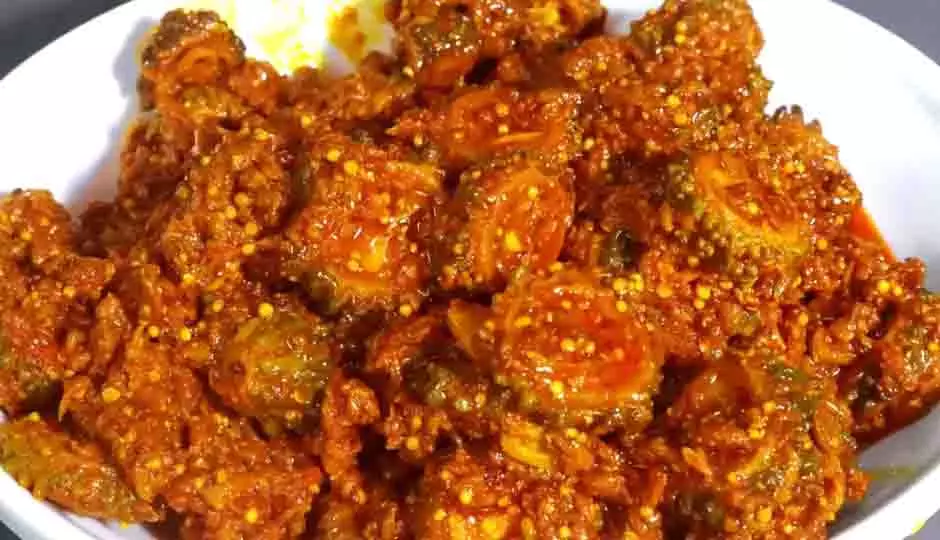 Bitter gourd pickle: खाने का स्वाद बढ़ा देगा Bitter gourd pickle: खाने का स्वाद बढ़ा देगा