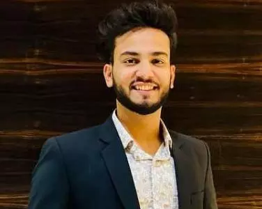 एल्विश यादव के घर पर हमला, फायरिंग की घटना एल्विश यादव के घर पर हमला, फायरिंग की घटना