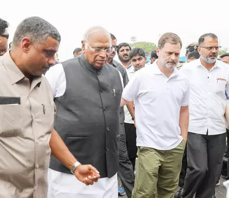 कांग्रेस नेता बोले वोटर अधिकार यात्रा का मकसद सिर्फ एक, जनता को उनके हक से वंचित नहीं होने देंगे कांग्रेस नेता बोले वोटर अधिकार यात्रा का मकसद सिर्फ एक, जनता को उनके हक से वंचित नहीं होने देंगे