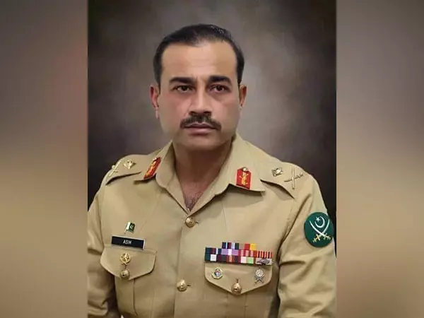 पद की लालसा नहीं, अल्लाह ने रक्षक बनाया है: पाक सेना प्रमुख Asim Munir पद की लालसा नहीं, अल्लाह ने रक्षक बनाया है: पाक सेना प्रमुख Asim Munir