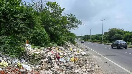 Bengaluru: सफाई और फुटपाथ सुधार के लिए नई मुहिम की शुरुआत Bengaluru: सफाई और फुटपाथ सुधार के लिए नई मुहिम की शुरुआत