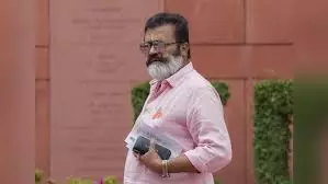Kerala: विवादित टिप्पणी के बाद सुरेश गोपी ने सार्वजनिक रूप से दी सफाई Kerala: विवादित टिप्पणी के बाद सुरेश गोपी ने सार्वजनिक रूप से दी सफाई