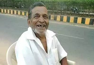 Cuttack के प्रिय दही बड़ा के दिग्गज रघु मौसा का निधन Cuttack के प्रिय दही बड़ा के दिग्गज रघु मौसा का निधन