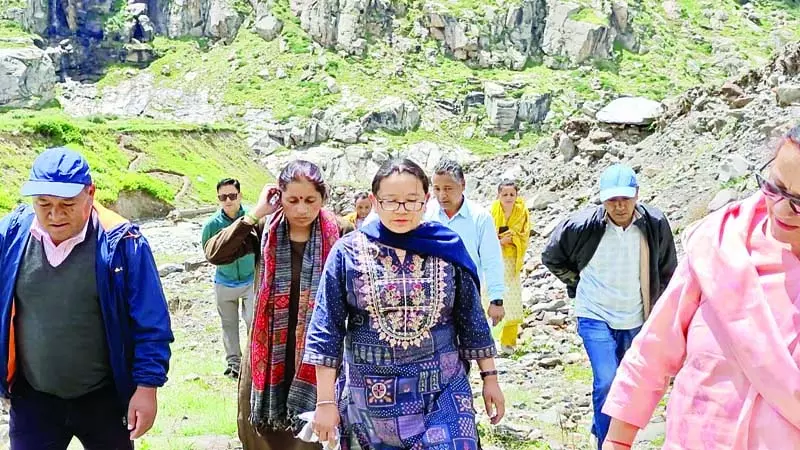 क्षतिग्रस्त नहर का काम जल्द होगा शुरू क्षतिग्रस्त नहर का काम जल्द होगा शुरू