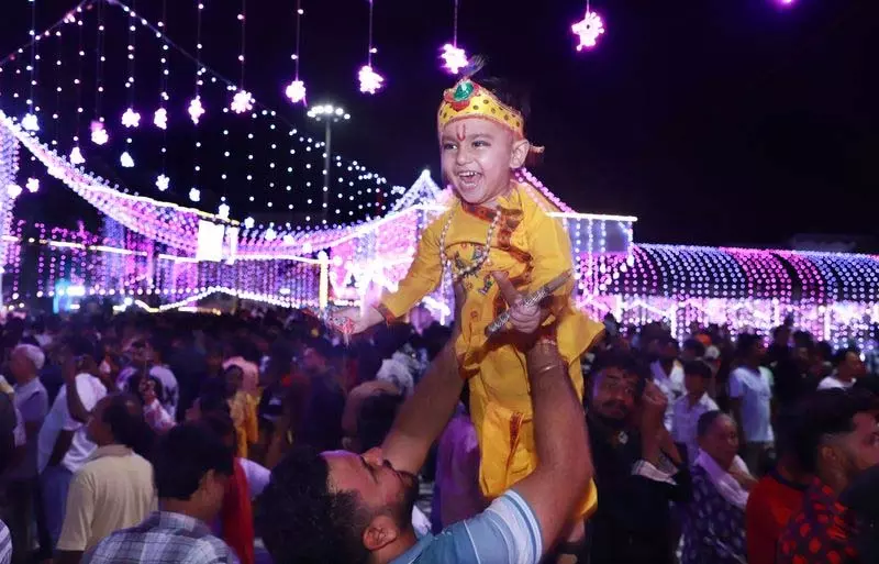 जन्माष्टमी धूमधाम से मनाई गई, Phagwara का अनोखा मंदिर पुरुषों के लिए खुला जन्माष्टमी धूमधाम से मनाई गई, Phagwara का अनोखा मंदिर पुरुषों के लिए खुला