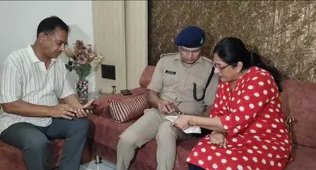 साइबर ठगों ने फाइनेंस कंपनी की डायरेक्टर को किया डिजिटल अरेस्ट, क्राइम ब्रांच ने बचाया साइबर ठगों ने फाइनेंस कंपनी की डायरेक्टर को किया डिजिटल अरेस्ट, क्राइम ब्रांच ने बचाया