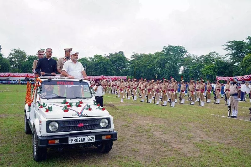शहीदों के सपनों को साकार करेगी सरकार: Minister शहीदों के सपनों को साकार करेगी सरकार: Minister