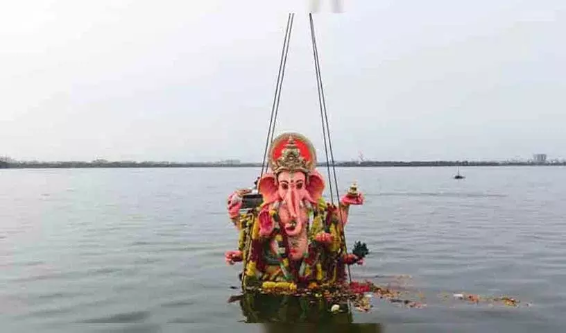 भाग्यनगर गणेश उत्सव समिति ने RTA द्वारा अनुमोदित वाहन शुल्क के साथ गणेश विसर्जन की तैयारी की भाग्यनगर गणेश उत्सव समिति ने RTA द्वारा अनुमोदित वाहन शुल्क के साथ गणेश विसर्जन की तैयारी की