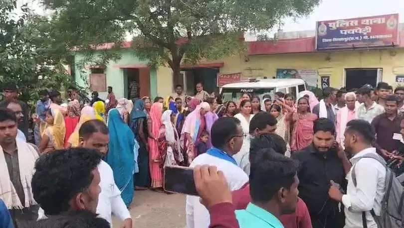 जोंधरा गांव में धर्मांतरण को लेकर बवाल, पुलिस जांच में जुटी जोंधरा गांव में धर्मांतरण को लेकर बवाल, पुलिस जांच में जुटी