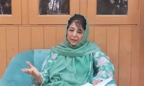 Mehbooba ने मौलाना रहमतुल्लाह कासमी की मां के निधन पर शोक व्यक्त किया Mehbooba ने मौलाना रहमतुल्लाह कासमी की मां के निधन पर शोक व्यक्त किया