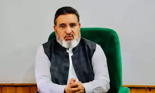 अल्ताफ बुखारी ने लोगों को जन्माष्टमी की बधाई दी अल्ताफ बुखारी ने लोगों को जन्माष्टमी की बधाई दी