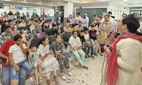 शार्प साइट ने बच्चों के लिए मायोपिया क्लिनिक शुरू किया