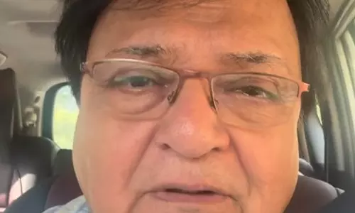 राकेश बेदी ने फैंस को दिखाया ‘सास-बहू का संगम, बोले- है न कमाल ?