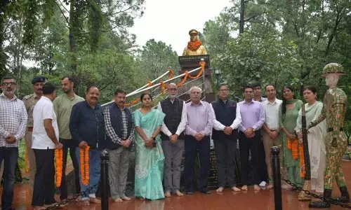 Palampur में मेजर सोम नाथ की प्रतिमा का अनावरण किया गया Palampur में मेजर सोम नाथ की प्रतिमा का अनावरण किया गया