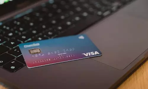 Credit card fraud: कॉल सेंटर डेटा चोरी मामले में 18 गिरफ्तार, 2.60 करोड़ रुपये की ठगी
