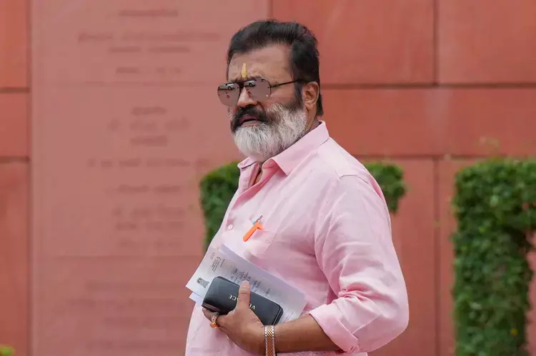 Kerala :  मैं मंत्री हूं चुनाव आयोग को मतदाता अनियमितताओं पर जवाब देना चाहिए
