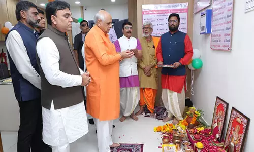 बादल फटने पर Congress का सवाल: एडवाइजरी के बाद अनुमति क्यों?