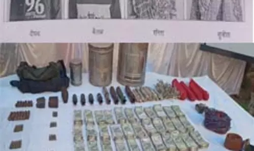 नक्सल फंडिंग के 14 लाख कैश जब्त, चार ने किया सरेंडर