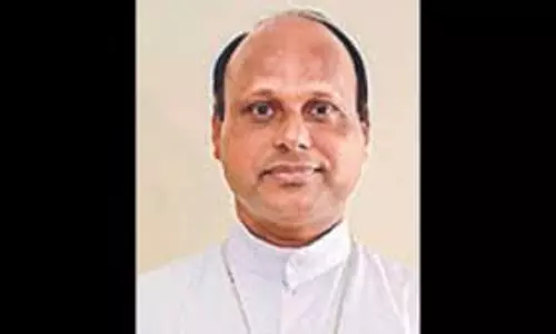 Kerala : सिरो-मालाबार चर्च ने आर्कबिशप पैम्प्लेनी को निशाना बनाए जाने की निंदा की Kerala : सिरो-मालाबार चर्च ने आर्कबिशप पैम्प्लेनी को निशाना बनाए जाने की निंदा की