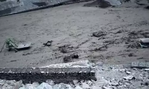 पाकिस्तान के खैबर पख्‍तूनख्‍वा में बाढ़ से 314 लोगों की मौत, 156 घायल, बचाव अभियान जारी