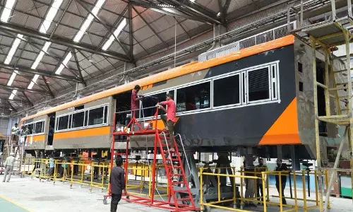 RCF यूनियन ने रेलवे बोर्ड से सुरक्षा, रिक्तियों और श्रमिक अधिकारों पर कार्रवाई करने का आग्रह किया