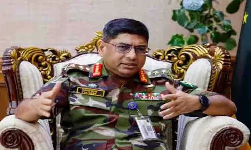 Bangladesh सशस्त्र बल प्रमुख जन्माष्टमी समारोह में शामिल हुए Bangladesh सशस्त्र बल प्रमुख जन्माष्टमी समारोह में शामिल हुए