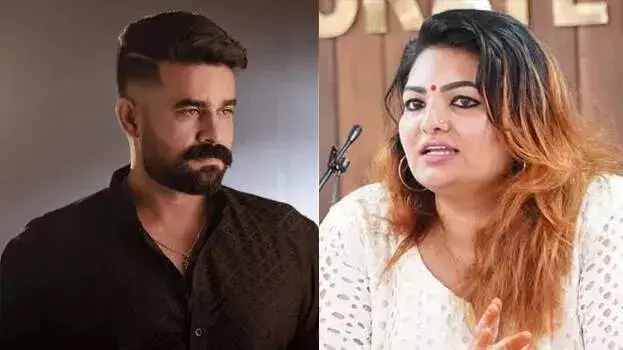 Kerala : सैंड्रा के डॉग शो पर प्रतिक्रिया देने का समय नहीं फिल्म निर्माता फेसबुक पर भिड़े Kerala : सैंड्रा के डॉग शो पर प्रतिक्रिया देने का समय नहीं फिल्म निर्माता फेसबुक पर भिड़े
