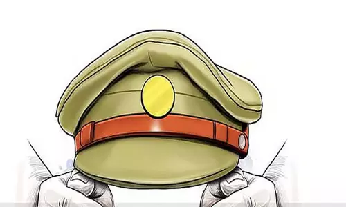 Chhatrapur के आईआईसी को अनुशासनहीनता के आरोप में निलंबित Chhatrapur के आईआईसी को अनुशासनहीनता के आरोप में निलंबित
