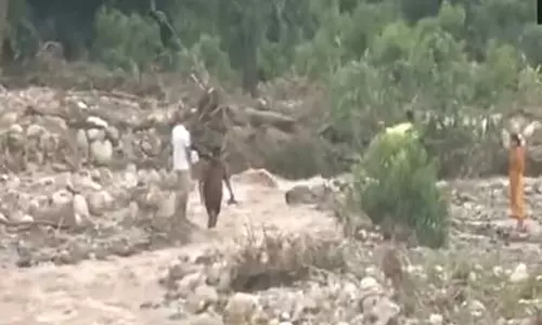 Kathua में बादल फटने से बाढ़ और भूस्खलन, राहत कार्य जारी