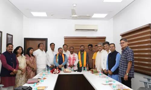 भाजपा के नवनियुक्त मीडिया संयोजक और प्रवक्ताओं ने पदभार संभाला भाजपा के नवनियुक्त मीडिया संयोजक और प्रवक्ताओं ने पदभार संभाला