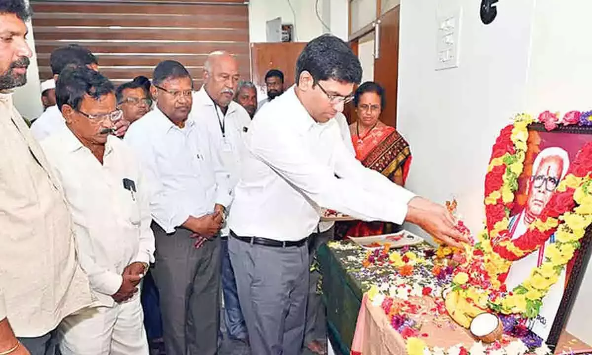 Andhra: लैचन्ना के आदर्श पीढ़ियों को प्रेरित करते हैं Andhra: लैचन्ना के आदर्श पीढ़ियों को प्रेरित करते हैं