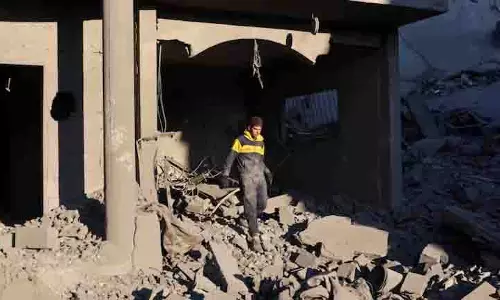 मानवीय प्रवेश प्रक्रिया की समीक्षा के बीच अमेरिका ने गाजा आगंतुक वीज़ा पर रोक लगाई मानवीय प्रवेश प्रक्रिया की समीक्षा के बीच अमेरिका ने गाजा आगंतुक वीज़ा पर रोक लगाई