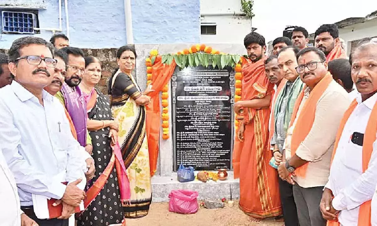 विकास पर कोई समझौता नहीं: अरुणा विकास पर कोई समझौता नहीं: अरुणा
