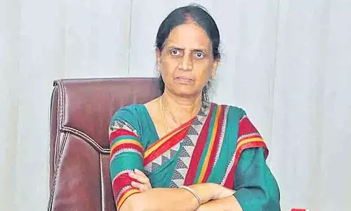 BRS MLA सबिता ने रेवंत सरकार के खिलाफ झंडा उठाया