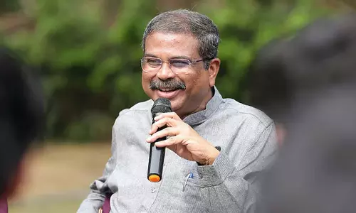 Education  मंत्री ने आईआईटी दिल्ली के छात्रों से आत्मनिर्भर भारत के लिए नवाचार को बढ़ावा देने का आग्रह किया