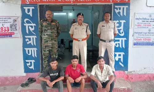 घरघोड़ा पुलिस की बड़ी कार्रवाई, दो चोर और कबाड़ी गिरफ्तार घरघोड़ा पुलिस की बड़ी कार्रवाई, दो चोर और कबाड़ी गिरफ्तार