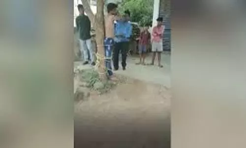 MOBILE चोरी के आरोपित को ग्रामीणों ने पीटा
