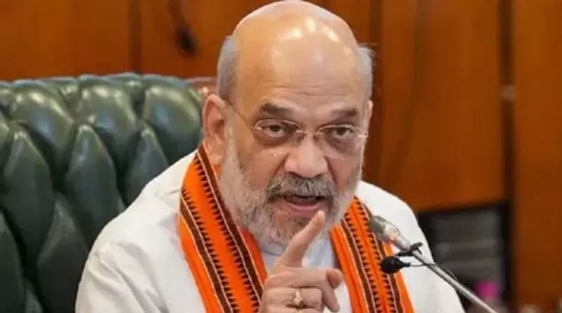 गृह मंत्री ने उपराज्यपाल और मुख्यमंत्री से बात की, समर्थन का आश्वासन दिया गृह मंत्री ने उपराज्यपाल और मुख्यमंत्री से बात की, समर्थन का आश्वासन दिया