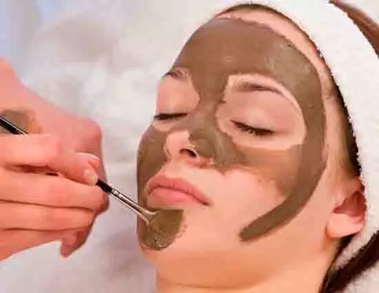 Multani Mitti: ये 5 फायदे कर देंगे आपको हैरान Multani Mitti: ये 5 फायदे कर देंगे आपको हैरान