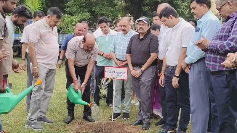 Rohtak स्वास्थ्य विश्वविद्यालय हरित आवरण को बढ़ावा देने के लिए अभियान की योजना बना रहा Rohtak स्वास्थ्य विश्वविद्यालय हरित आवरण को बढ़ावा देने के लिए अभियान की योजना बना रहा