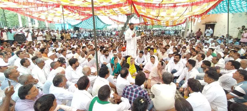 Haryana : पुलिस को खुली छूट नहीं मिल रही स्कूल टीचर हत्या मामले में दिग्विजय Haryana : पुलिस को खुली छूट नहीं मिल रही स्कूल टीचर हत्या मामले में दिग्विजय
