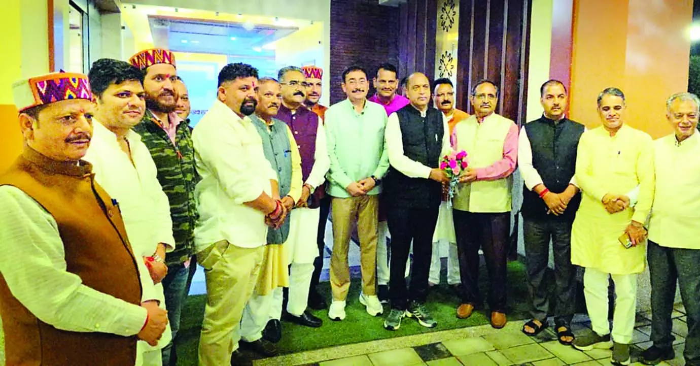 शिमला में जयराम ठाकुर की अध्यक्षता में बीजेपी विधायक दल ने बनाई रणनीति शिमला में जयराम ठाकुर की अध्यक्षता में बीजेपी विधायक दल ने बनाई रणनीति