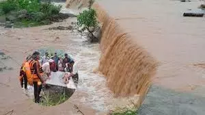 राणा, शर्मा, सकीना ने कठुआ में हुई मौतों पर दुख व्यक्त किया राणा, शर्मा, सकीना ने कठुआ में हुई मौतों पर दुख व्यक्त किया