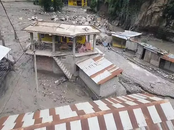 Himachal Pradesh में मानसून के कहर से 263 लोगों की मौत, 2,173 करोड़ रुपये का नुकसान होने का अनुमान Himachal Pradesh में मानसून के कहर से 263 लोगों की मौत, 2,173 करोड़ रुपये का नुकसान होने का अनुमान